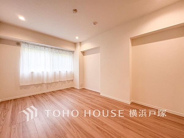 「Room」穏やかな寛ぎを届ける上質仕様のゆとりあるお部屋。自分時間を充実させながら心豊かにできるプライベート空間。