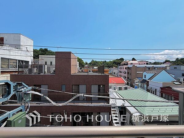 【View】広がる景色、心に残る眺望。美しい景色が日々の生活を彩り、心安らぐひとときを提供します。