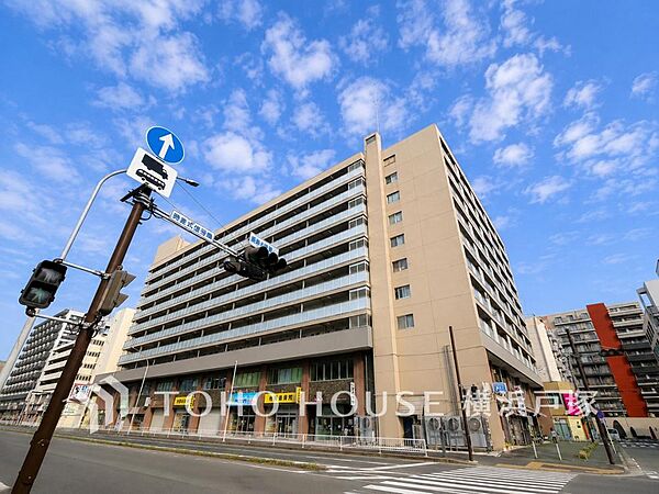 「Appearance」流行に左右されず、将来にわたって価値が継続する「上質」な佇まい。おしゃれな雰囲気や自然の潤い、親しみやすさといった個性を、街に新たな価値をもたらし続ける。