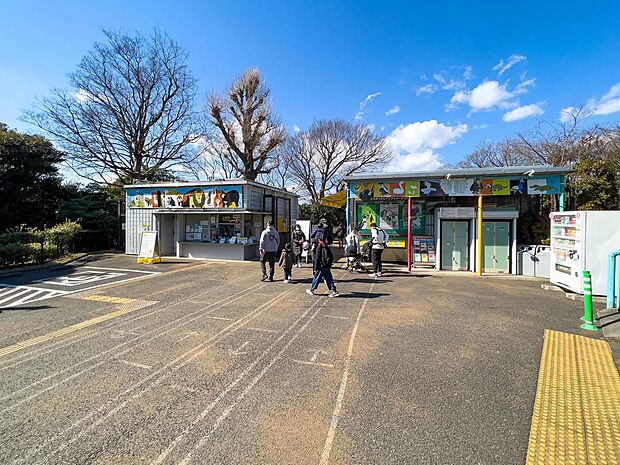 展望台からは横浜のシンボル・ランドマークタワーをはじめ、みなとみらい方面の絶景を一望できます♪