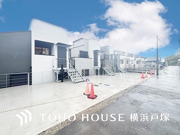 【Appearance】デザインされた空間と競い合うかのような充実した建物設備も家族の時間を彩ってくれることでしょう。(写真A棟)