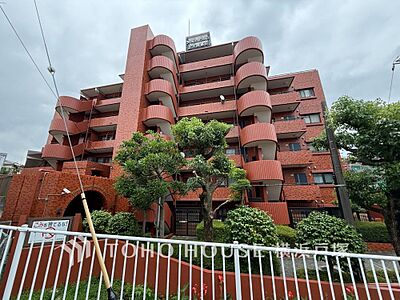 外観：【Appearance】ここから始まる「日常」はご家族にとって大切で貴重な時間。少しでも豊かに、少しでも快適に。そんな想いから生まれた本邸宅は、これから先のお住まいをきっと支えてくれるはずです。