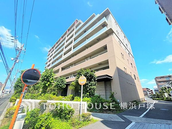 「Appearance」時代の流れに惑わされないシックなカラートーンで街並みに溶け込む外観は、主張し過ぎず、また平凡になり過ぎず絶妙なコントラストで輝きを放ちます。