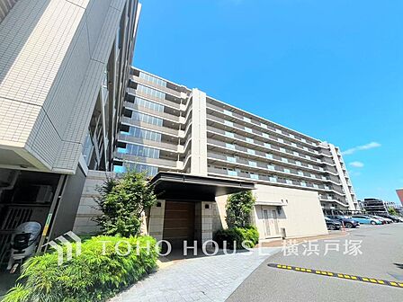 「Appearance」流行に左右されず、将来にわたって価値が継続する「上質」な佇まい。おしゃれな雰囲気や自然の潤い、親しみやすさといった個性を、街に新たな価値をもたらし続ける。