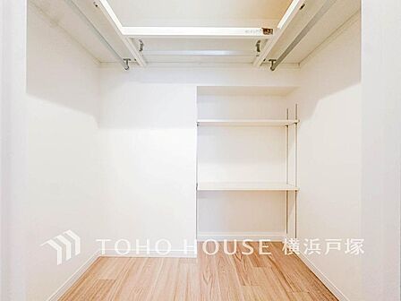 少しでも空いているスペースを収納にすることで、無駄のない空間を演出しております。