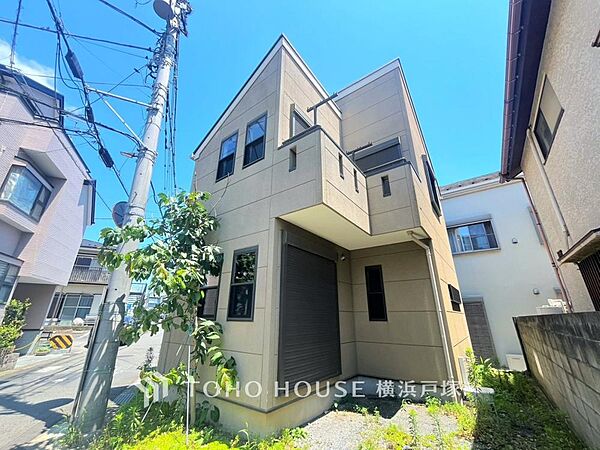 【Appearance】ここから始まる「日常」はご家族にとって大切で貴重な時間。少しでも豊かに、少しでも快適に。そんな想いから生まれた本邸宅は、これから先のお住まいをきっと支えてくれるはずです。