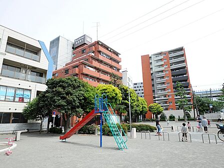 西町公園まで約350m