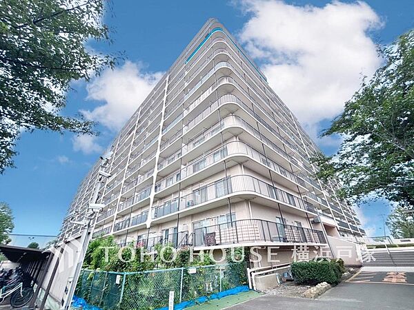 【Appearance】季節感を演出する多彩な樹木と豊かな彩りが重なり、四季折々の変化を楽しめる心地よい場所となりそう。