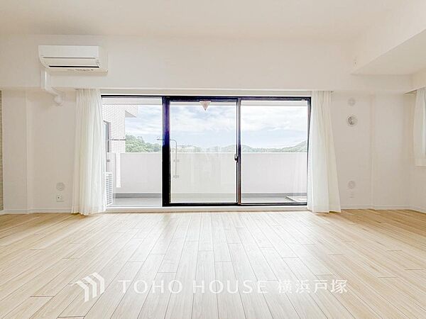 家は、ただ生活する場ではなく、笑顔の毎日、安らぎの日々のために、暮らしを愉しく、快適にする場所。
