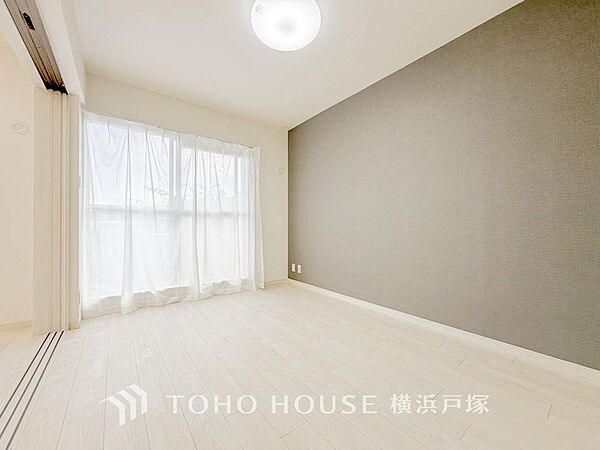 【Room】心安らぐプライベート空間。シンプルで機能的な居室が、日々の生活に快適さと豊かさをプラスします。