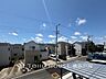 周辺：【View】ずっと太陽を感じる事ができるのは、遮るものが視界に無いから。彼方に広がる風景が絵画の様に広がります。(写真3号棟)
