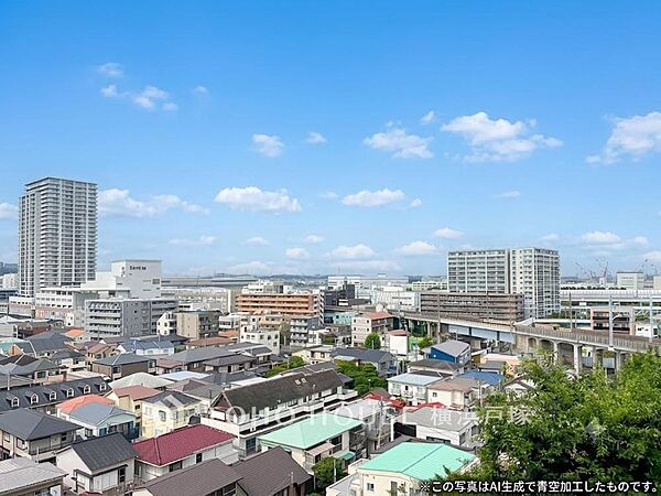 【View】開放感があり、遮るものもなく気持ちのいい景色が広がります。お部屋にも爽やかな風と暖かく柔らかな日差しが差し込み、毎日の暮らしを豊かに彩ります。