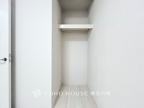暮らし心地を大きく左右する収納を、適材適所に配置し使い勝手を考慮しました。空間を余すところなく有効利用した収納は生活空間をより快適なものにしてくれるでしょう。