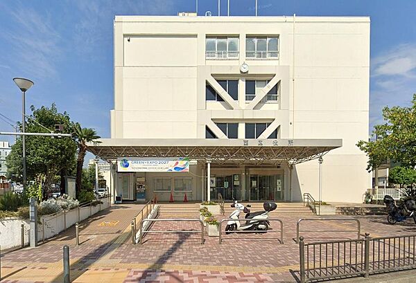 横浜市西区役所(1000m)各種手続きや行政サービスなど、日々の暮らしを多方面から幅広く支えてくれる頼もしい存在です。