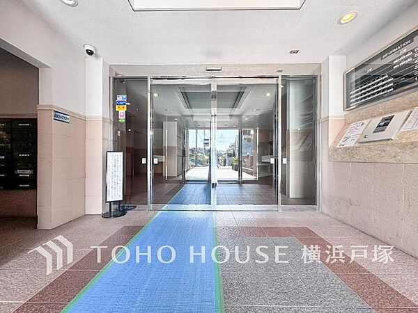 訪れる方へ古来からの伝統美を伝えてくれる空間です。温故知新のコンセプトを静かに力強く表現しています。