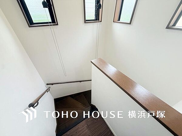 一日の中で多くの時間を過すことになる住まいだからこそ、いつも穏やかな空間であるように心掛けています。