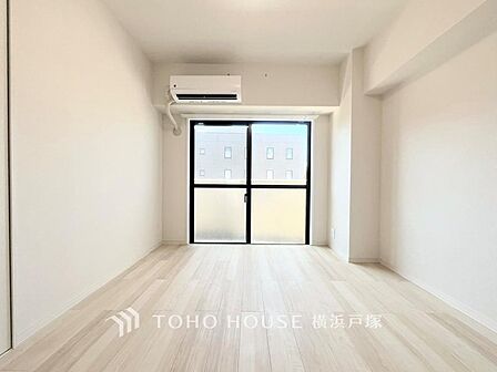【Room】心安らぐプライベート空間。シンプルで機能的な居室が、日々の生活に快適さと豊かさをプラスします。