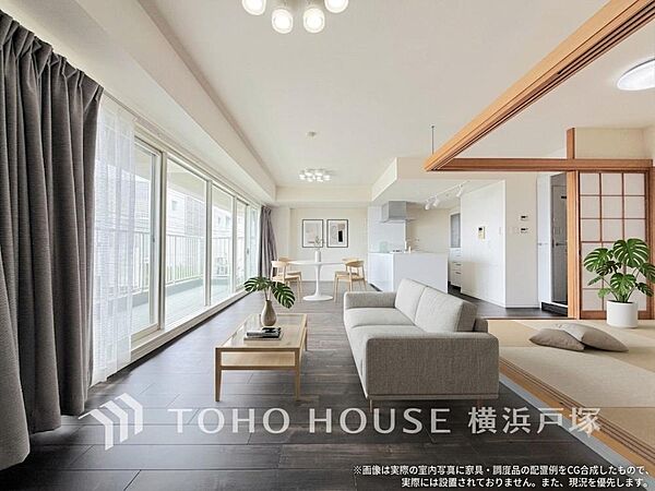 【Living room】光と風が溢れる開放的なリビングダイニングには自然と家族みんなが集まってきます。明るく穏やかな空気の中で飲んだり、食べたり、笑ったり。