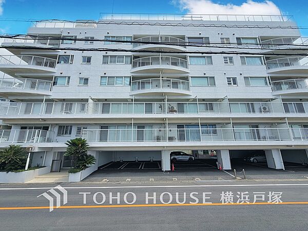 【Appearance】太陽の恵みを存分に受けた明るくあたたかいお住まい。吹きぬける風を感じながら爽やで風通しの良い暮らし。