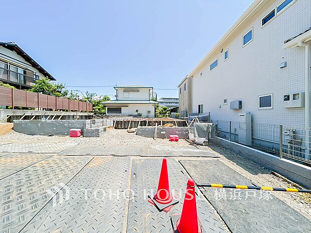 未完成だからこそ広がる想像、完成を迎える瞬間に生まれる感動が、日々の暮らしを彩る特別な住まい。(2026.7)