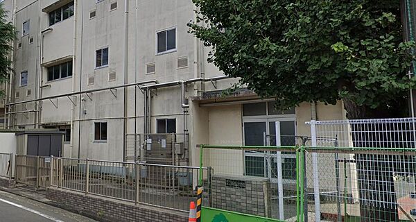横浜市立篠原小学校(600m)