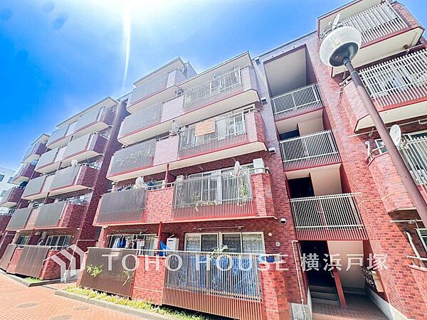 【Appearance】流行に左右されず、将来にわたって価値が継続する「上質」な佇まい。おしゃれな雰囲気や自然の潤い、親しみやすさといった個性を、街に新たな価値をもたらし続ける。