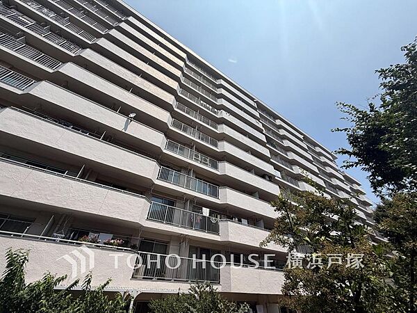 【Appearance】時代の流れに惑わされないカラートーンで街並みに溶け込む外観は絶妙なコントラストで輝きを放ちます。