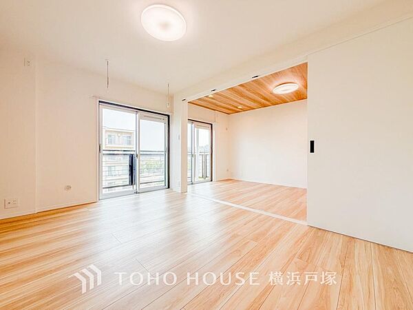 【Room】心地よさが広がる居室空間。自分らしい時間を楽しむために、ゆとりある空間と細部まで配慮されたデザイン。