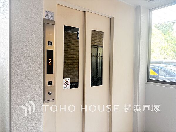 【Elevator】スムーズに移動できるエレベーターを完備。毎日を快適にする嬉しい設備です。