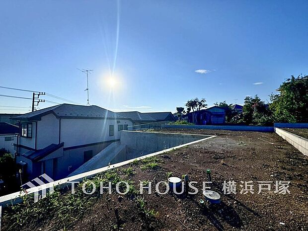 【現地】新しい暮らしを待つ、完成前の住まい。完成へと進む過程も楽しみながら、未来の日常を描けます。(2026年8月)