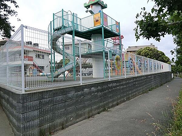 こばやし幼稚園まで約1000m