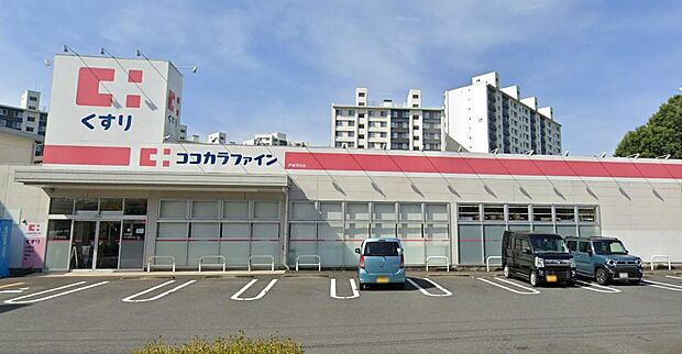 ココカラファイン戸塚深谷店まで約693m