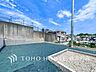 その他：【現地】ゆとりのある敷地で、理想の暮らしを実現。光と風に包まれた、素敵な住環境がここにあります。（2区画　2026.7）