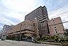 周辺：横浜市立大学附属市民総合医療センター(800m)多診療科を擁する先進的で頼もしい総合病院。24時間体制の救急対応や専門医療の充実により、万が一の際にも迅速に対応できる、暮らしの安心感を高める存在です。