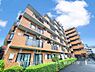外観：【Appearance】住む人を映し出す洗練された佇まいは、いつまでも輝き続けながらいつしか街の風景に溶け込んでいきます。