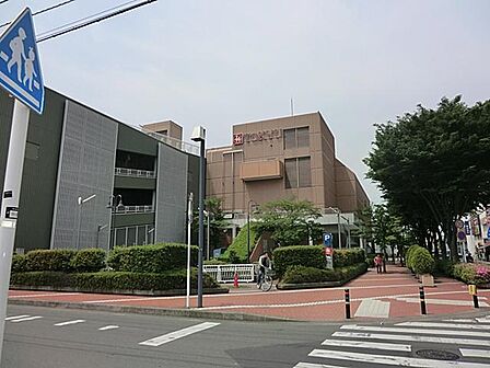 東急ストア中央林間店まで約526m