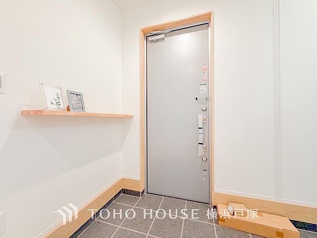 ダウンライトを使用しお洒落に演出。帰りたくなる家をテーマに設計。いつも「人」と「家」の間に・・・。