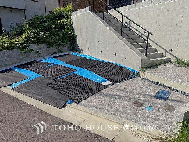 自転車やバイクなど、ゆとりのある敷地で置き場所に困ることはないでしょう。