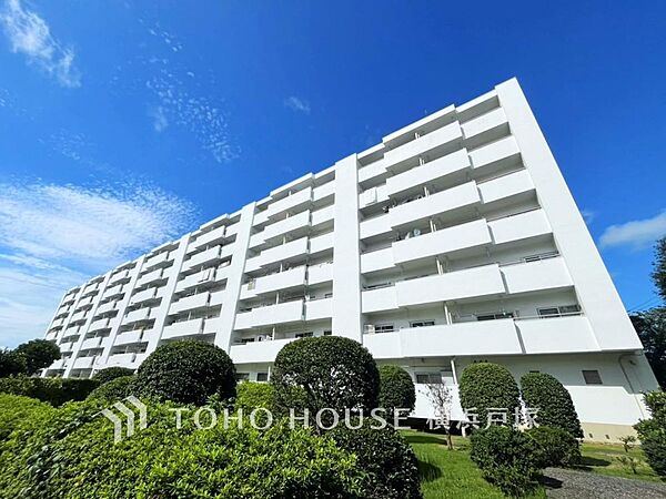 【Appearance】流行に左右されず、将来にわたって価値が継続する「上質」な佇まい。おしゃれな雰囲気や自然の潤い、親しみやすさといった個性を、街に新たな価値をもたらし続ける。