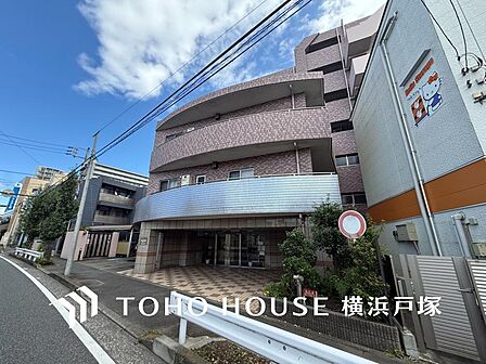 【Appearance】流行に左右されず、将来にわたって価値が継続する「上質」な佇まい。おしゃれな雰囲気や自然の潤い、親しみやすさといった個性を、街に新たな価値をもたらし続ける。