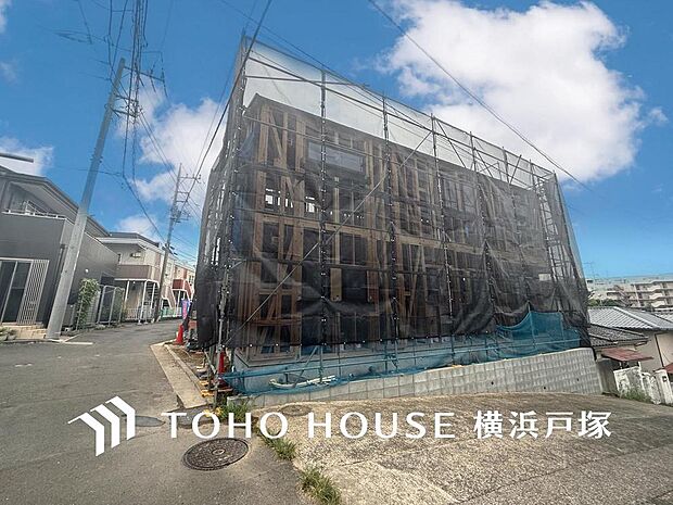 【Appearance】建築中の新築戸建て。子育て世代に嬉しい、機能性とデザインを兼ね備えた住まいがまもなく完成します。(2026.9)