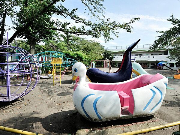 永野幼稚園（900ｍ）横浜市港南区上永谷にある幼稚園。地域の子どもたちの教育・保育を担う施設です。
