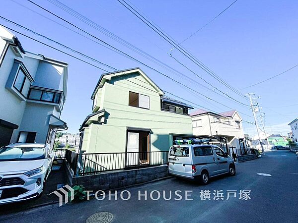 【Appearance】爽やかな青空の下に贅沢なほどに降り注ぐ陽光、豊かな居住性と、クオリティが見事に調和した住空間は、住まうことの喜びを感じさせてくれます。