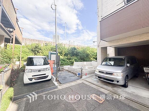 【Appearance】流行に左右されず、将来にわたって価値が継続する「上質」な佇まい。おしゃれな雰囲気や自然の潤い、親しみやすさといった個性を、街に新たな価値をもたらし続ける。