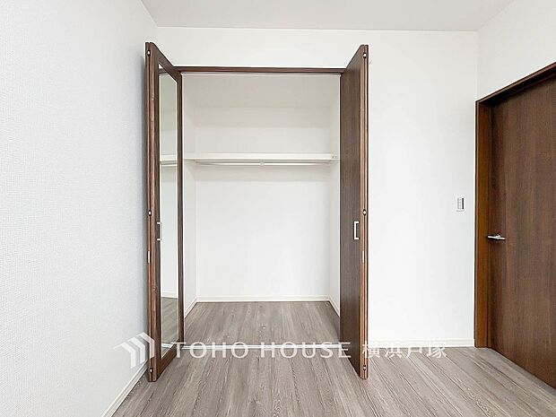 【Storage】お客様の求める本当の“住み心地”とは何なのか。そのための一手間一工夫を惜しみません。街並みや周辺の環境に呼応しながら、美しく、そして毎日の暮らしを考慮した機能性の高い住まい。