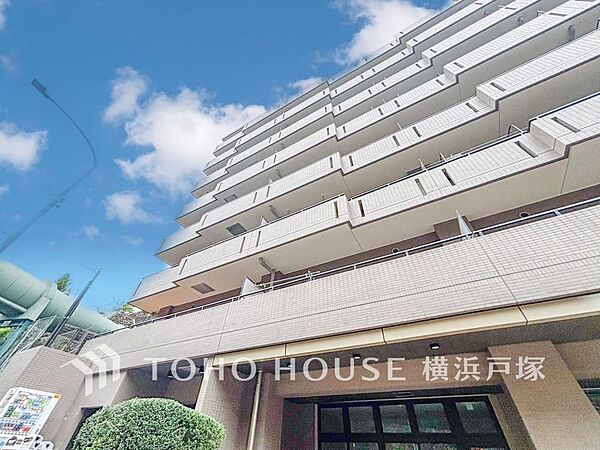 【Appearance】流行に左右されず、将来にわたって価値が継続する「上質」な佇まい。おしゃれな雰囲気や自然の潤い、親しみやすさといった個性を、街に新たな価値をもたらし続ける。
