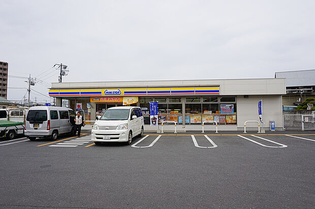 ミニストップ船橋滝台店840m徒歩11分