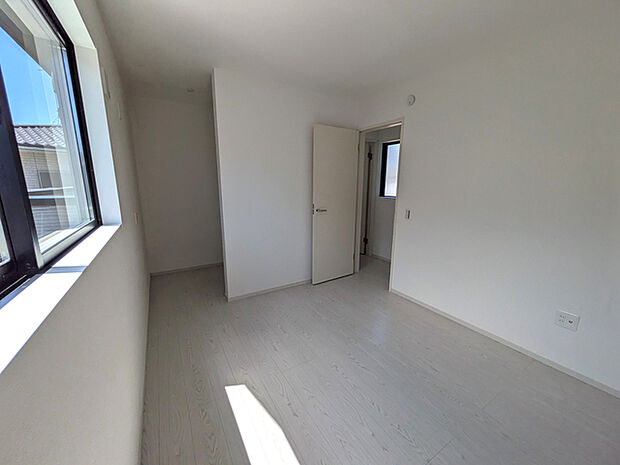 洋室6.3帖にもWICがございます