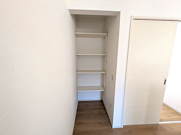 備蓄に便利なパントリー