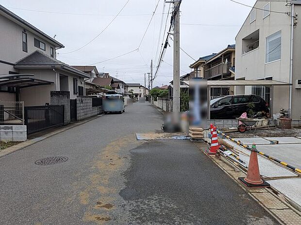 南西側道路に接しており日当たりも良好　